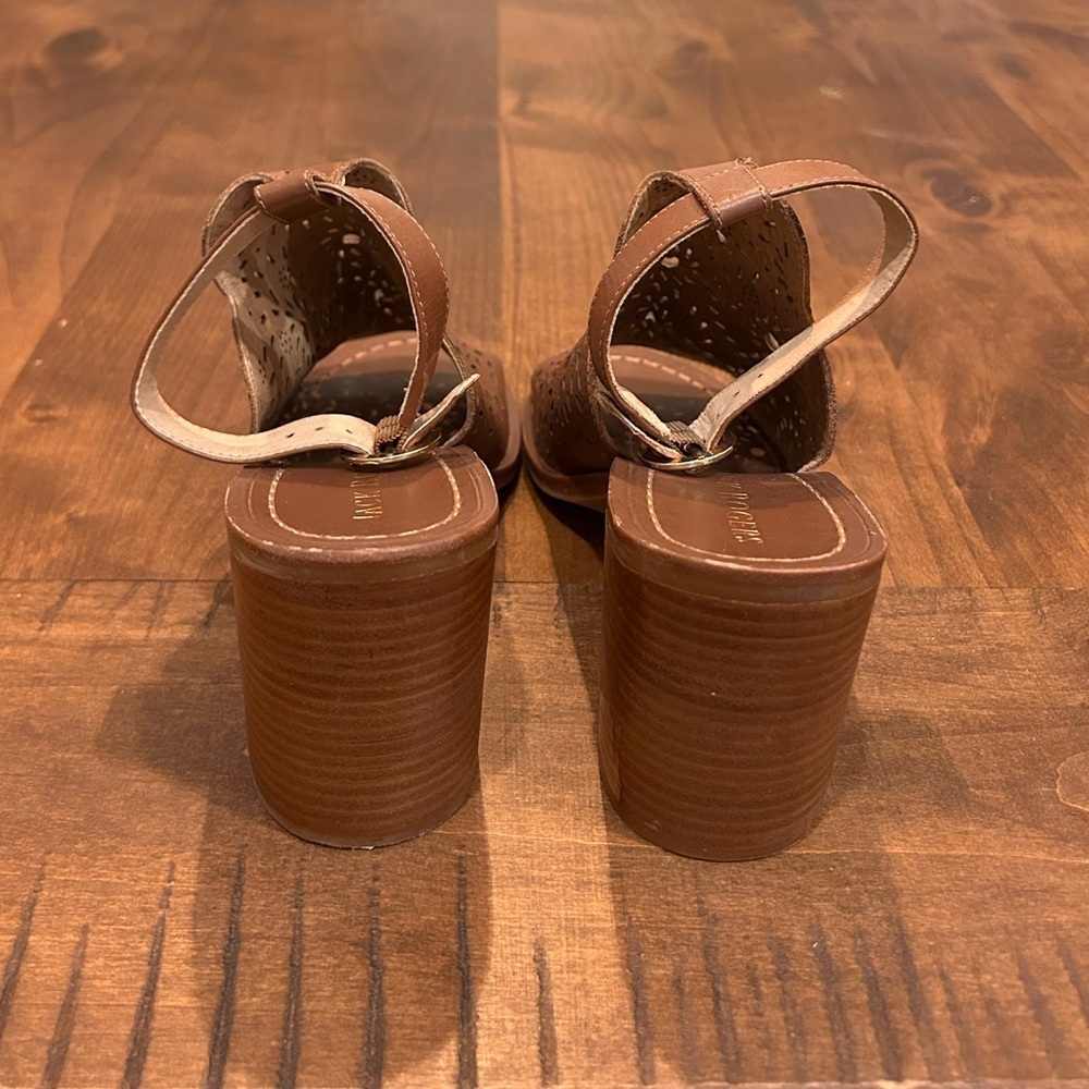 Jack Rogers Ronnie Laser Cut Ankle Strap Chunky Block Heel Sandals Brown 7.5 - Picture 7 of 10